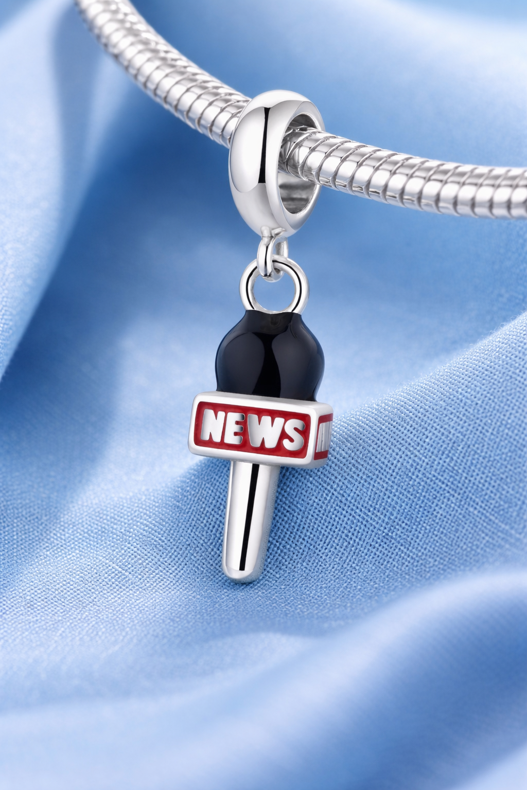 Press Manifestation Charm - Miora