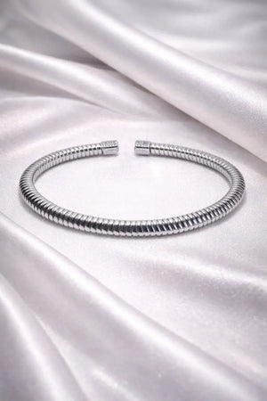 Imperial Glow Cuff Bracelet - Miora