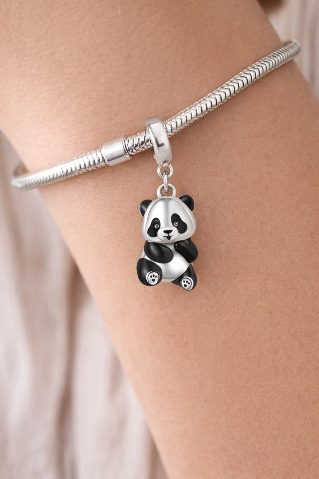 Panda - Miora