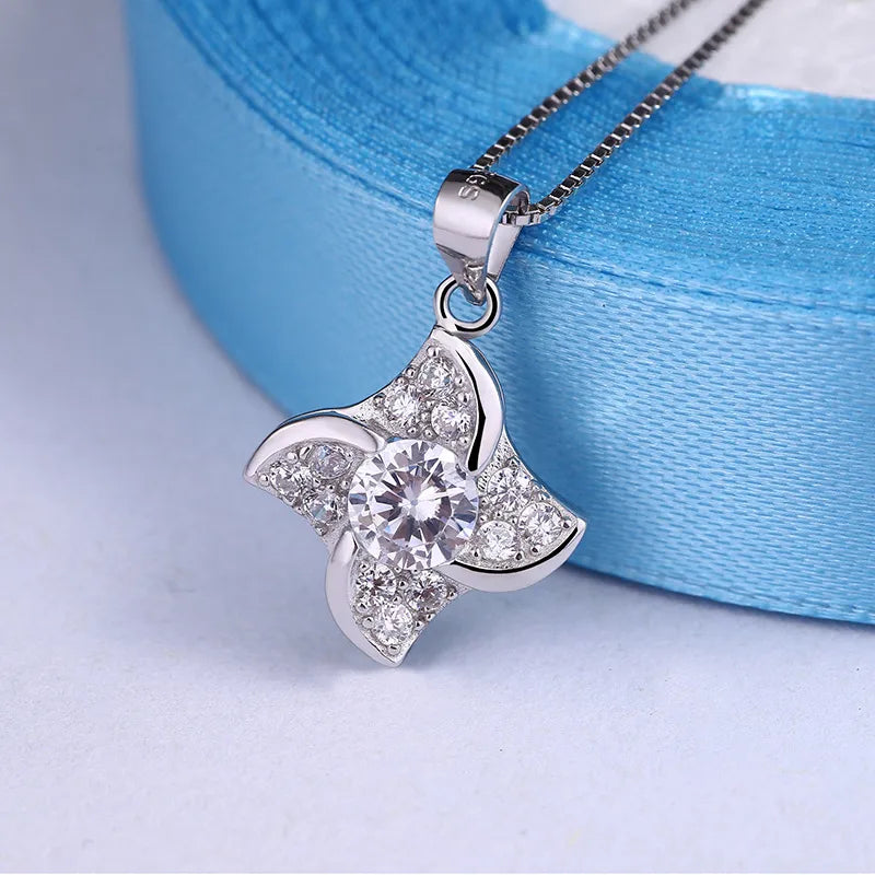 Four-Leaf Clover Windmill Pendant Necklace