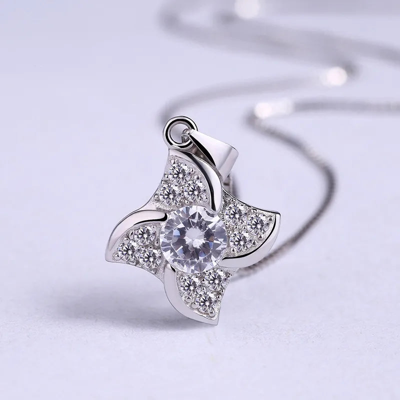 Four-Leaf Clover Windmill Pendant Necklace