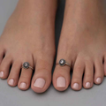 Classic Floral Adjustable Toe Ring with White Stone