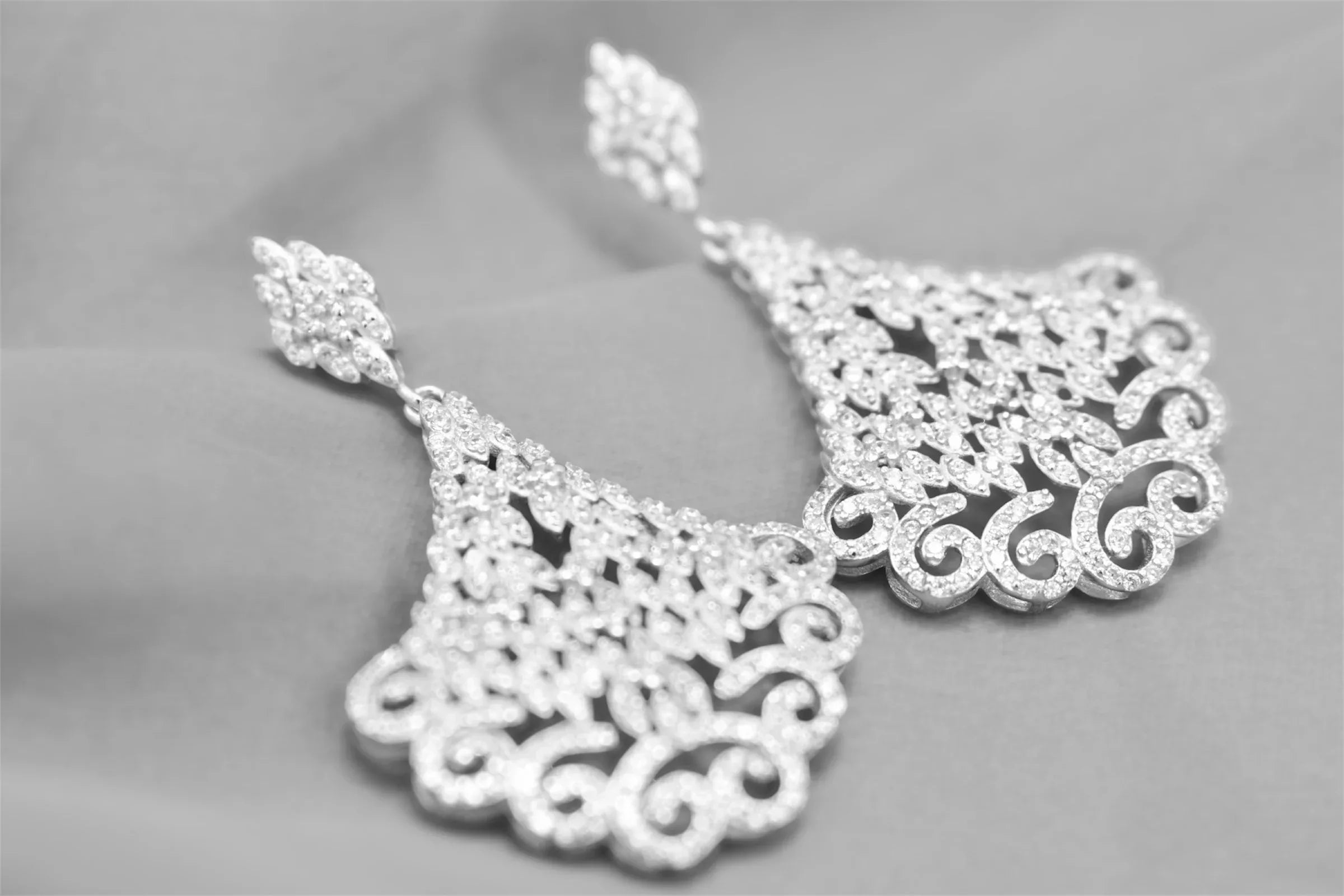 Crystal Chandelier Earrings - Miora