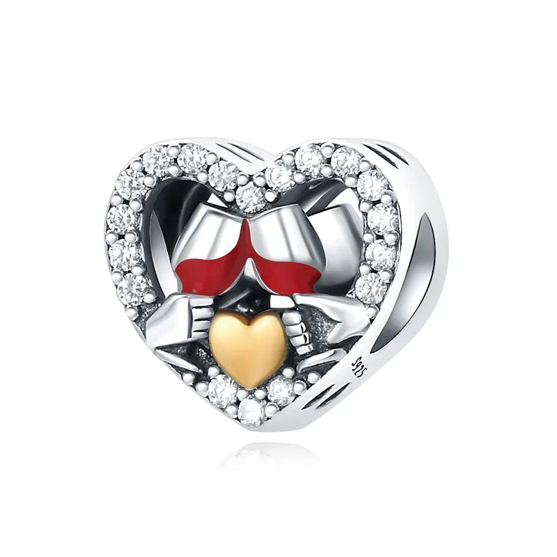 Love Embrace Charm - MIO20250006