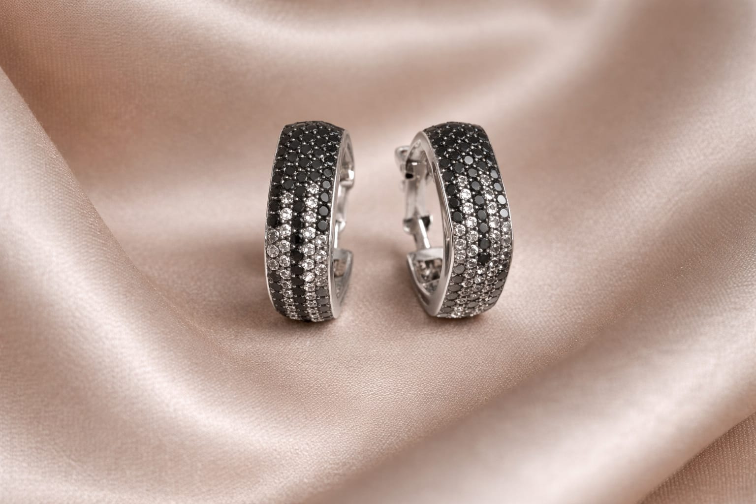 Crush Rectangle Earrings - Miora