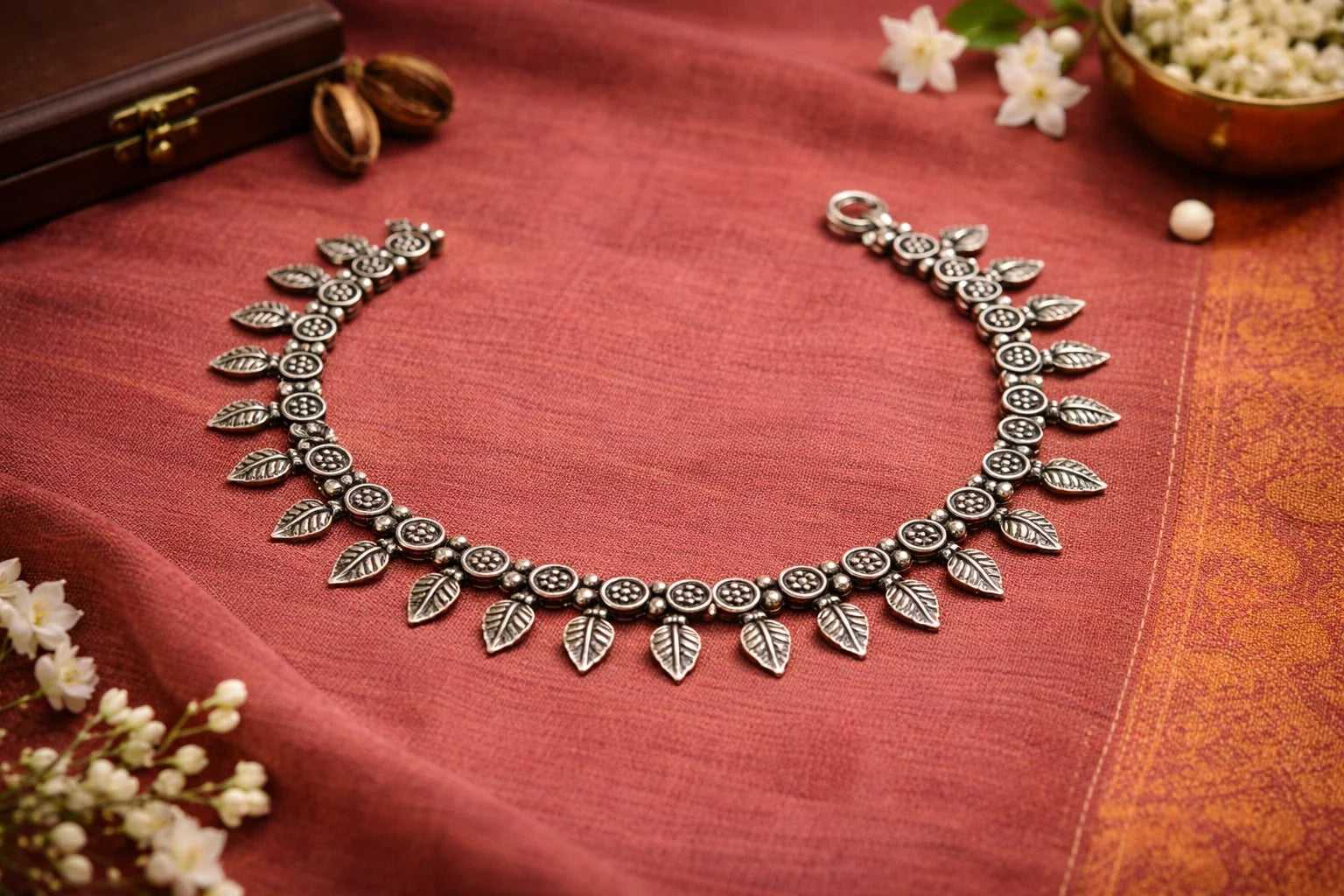 Aaina Floral Payal Anklet