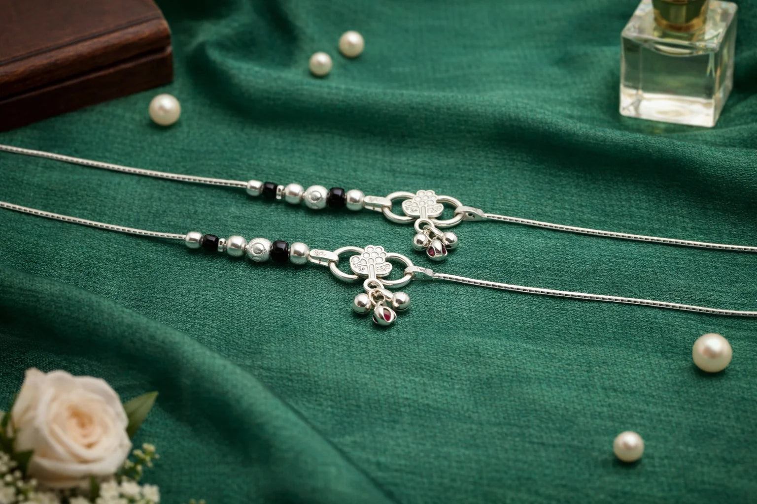Black Bead Payal Anklet – Traditional and Elegant Style