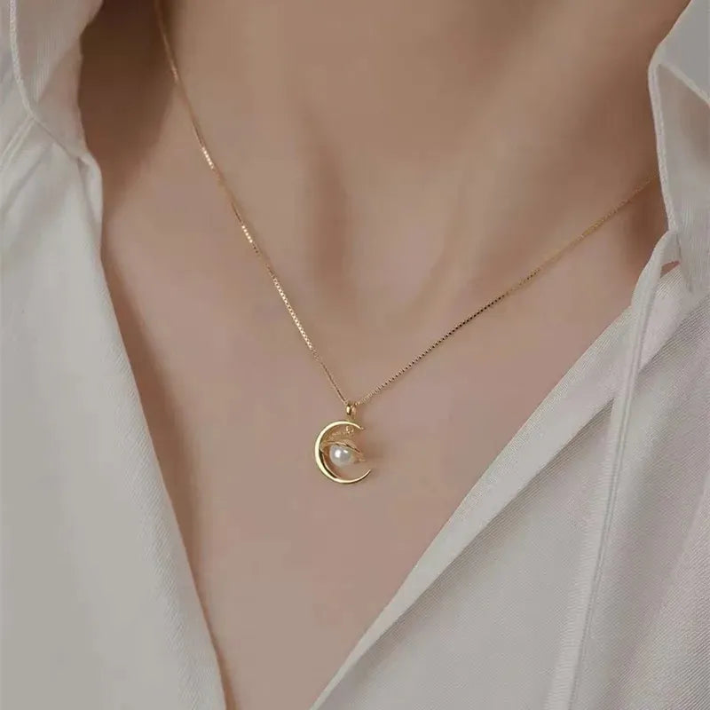 Pearl Orbit Necklace