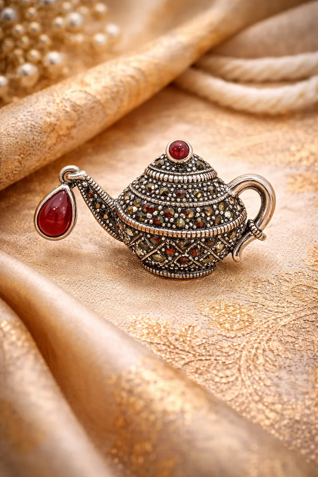 Vintage Teapot Brooch