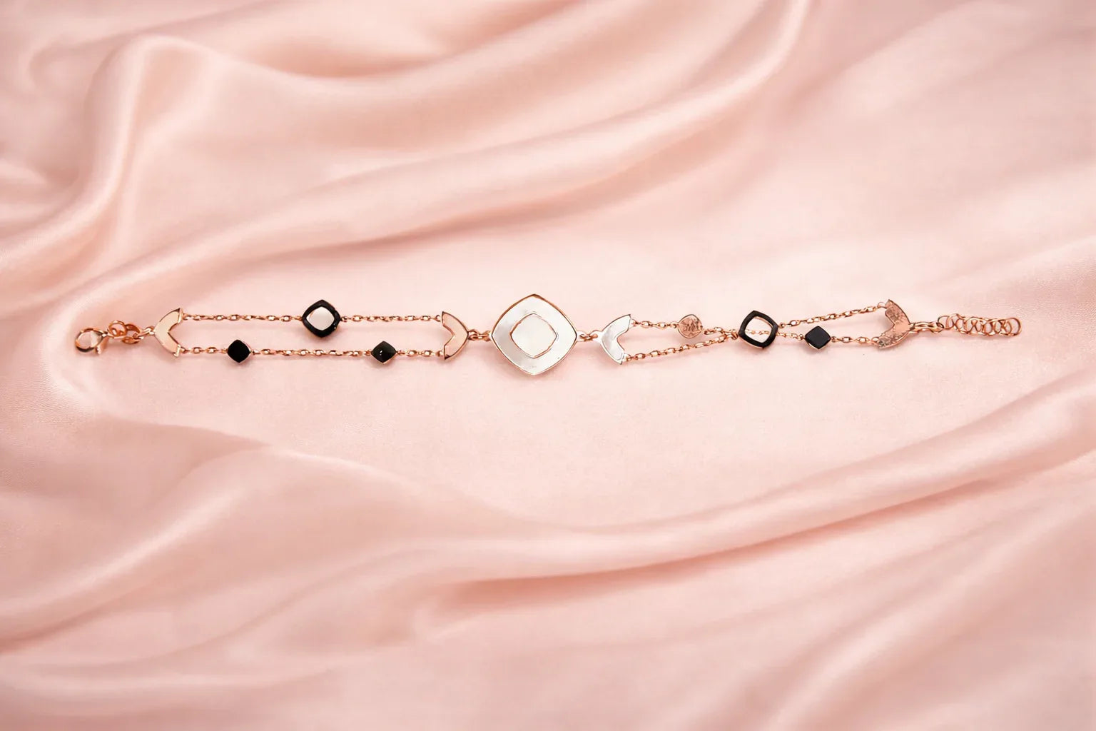 Blush Harmony Bracelet - Miora