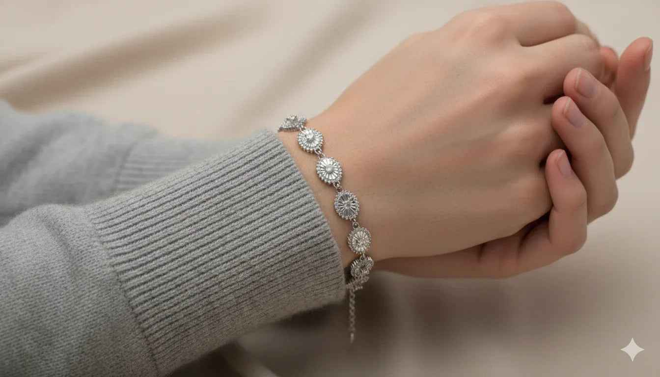 Sunburst Disk Bracelet - Elegant Adjustable Chain Bracelet