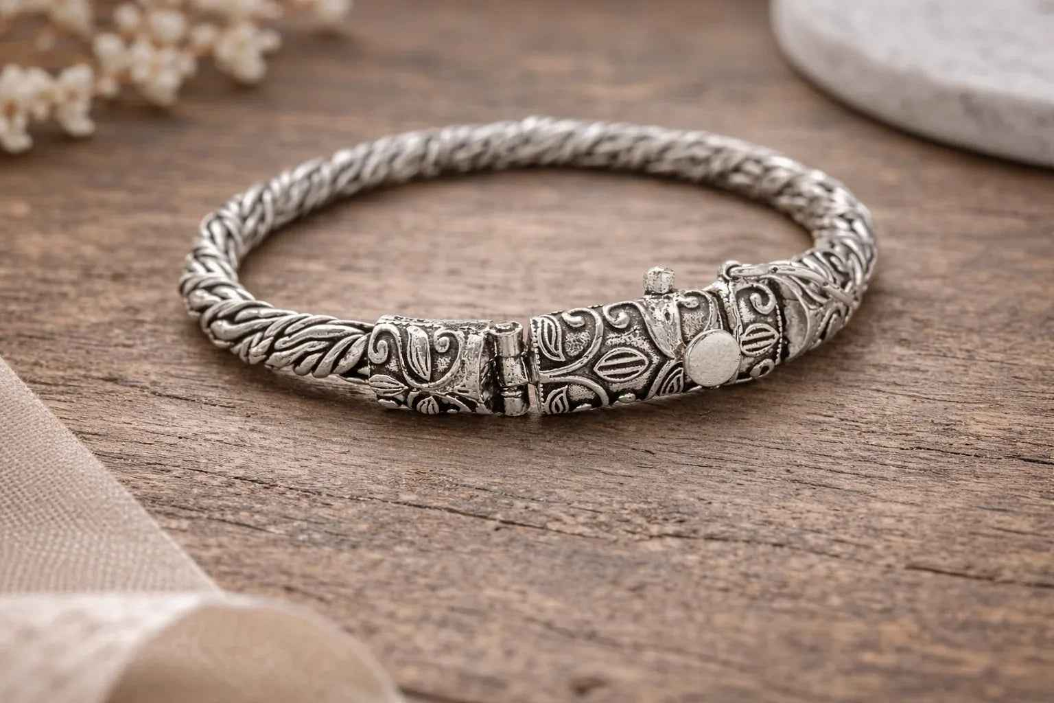 Oxidized antique Pattern Bracelet