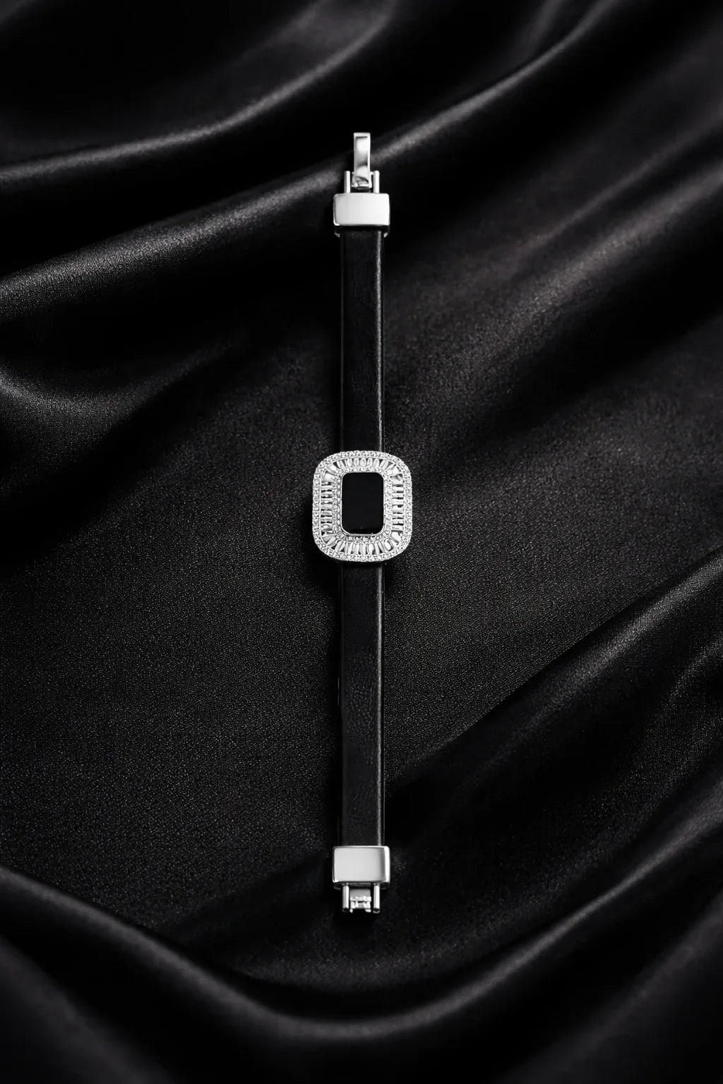 Buckle Leather Bracelet - Miora