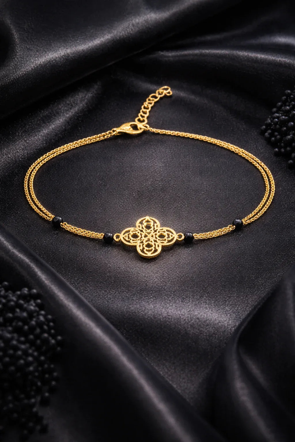 Floral Motif Bracelet - Miora