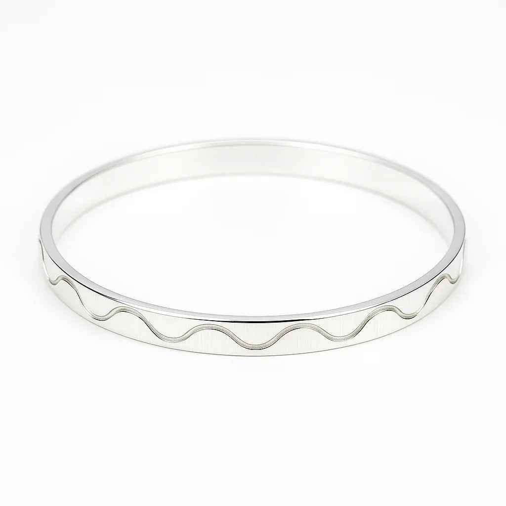 Elegant Wave Design Sleek Kada Bracelet