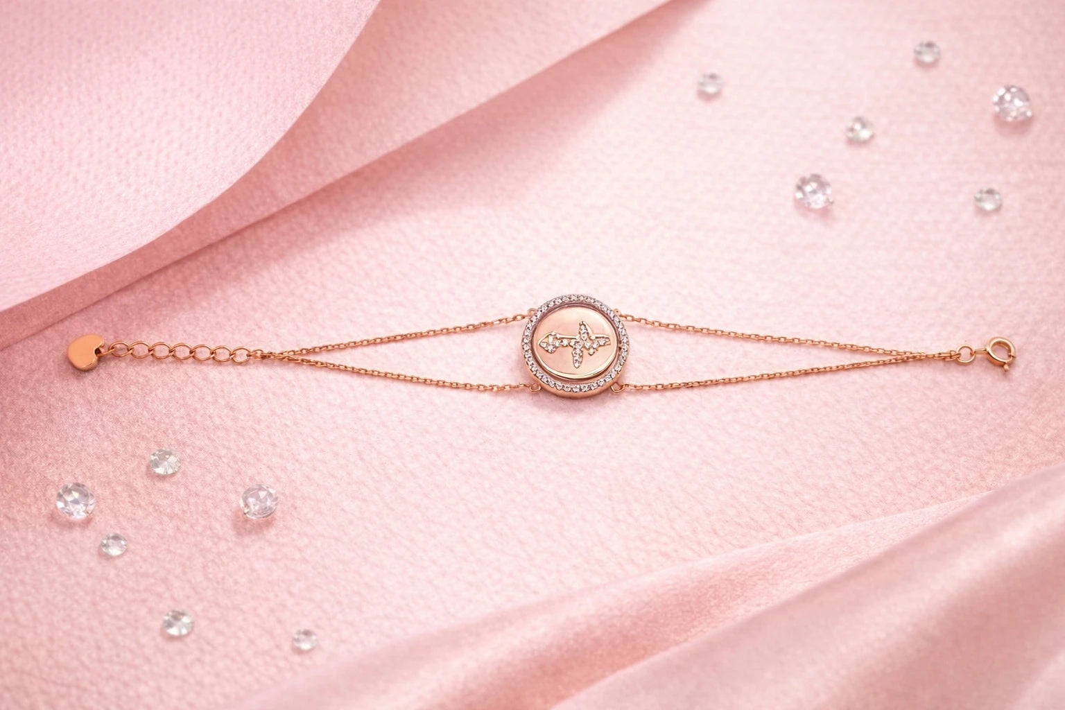Centre Revolve Bracelet