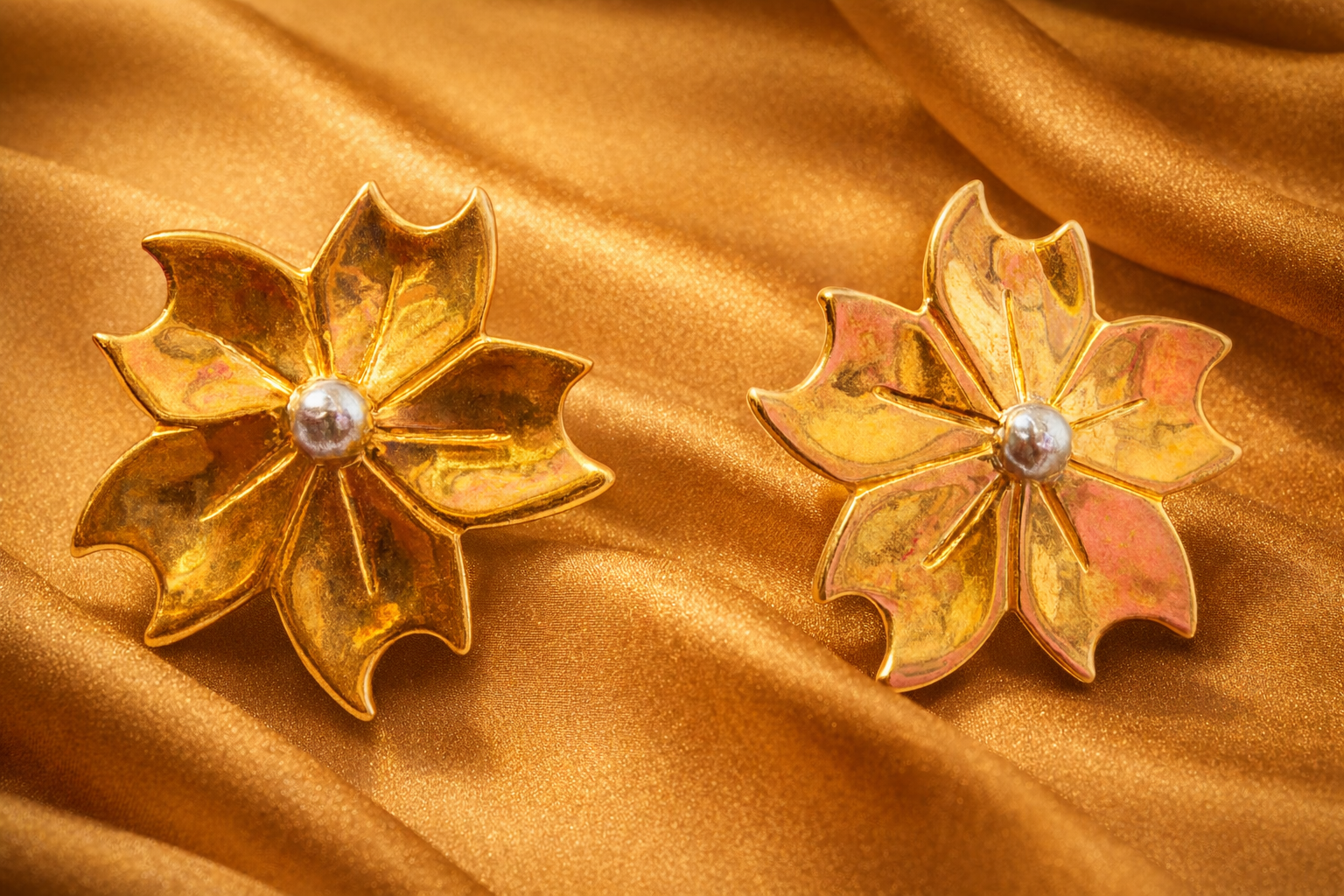 Floral Stud Earrings| Gold Plated